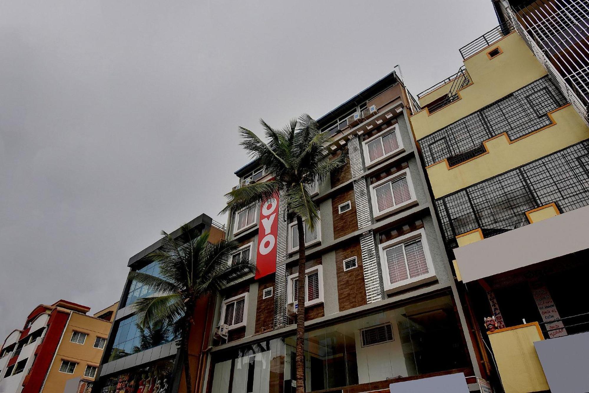 Hotel O Sri Sai Guru Comforts Yelahanka Exterior foto